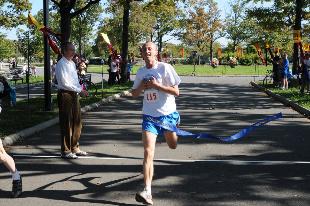20111009 SriChinmoy 2-Mile Race_144.JPG
